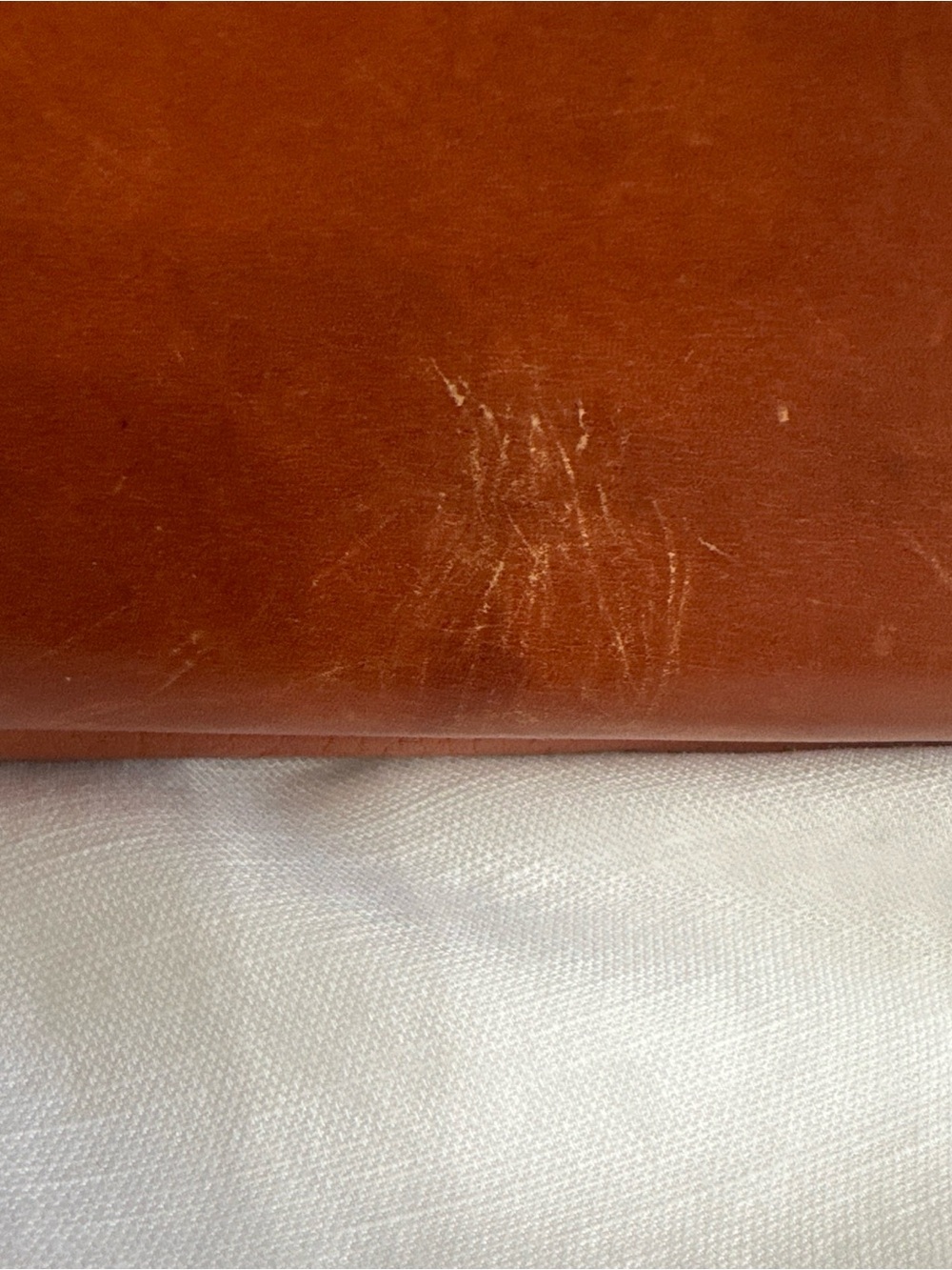 Dooney & Bourke Tan Pebbled Leather checkbook Wallet - Picture 4 of 13
